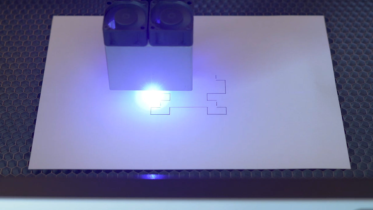 OKU Desk - Graveuse et découpeuse laser de bureau